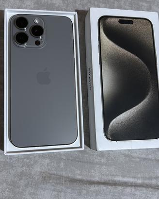 Iphone 15 pro. Pari al nuovo. 256 gb
