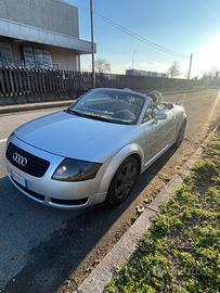 Audi TT Roadster 180 cv 1.8 Turbo