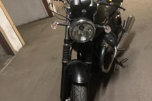 Moto guzzi V7