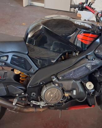 Aprilia tuono r Factory 13.540km
