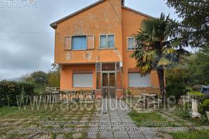 Villa o villino Campobasso [A4330304]