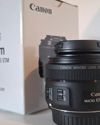 Obiettivo Canon Macro EF-S 35mm IS STM