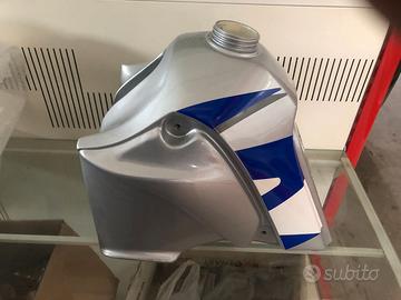 serbatoio yamaha TT 600