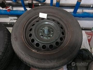 cerchi in ferro con gomme termiche Suzuki Vitara 