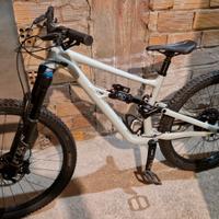 Specialized Status 160 2023