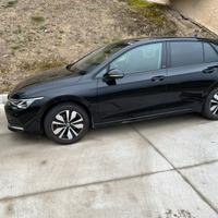 Golf 8 1.5 tsi move 131cv