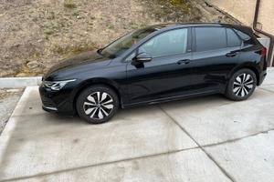 Golf 8 1.5 tsi move 131cv