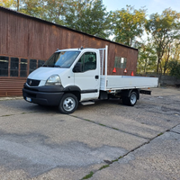 Renault mascott