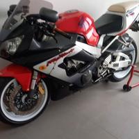 Honda CBR 1000 - 2000