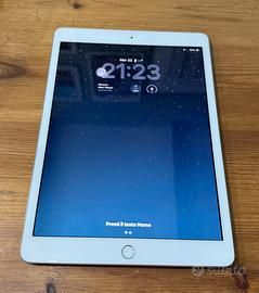 iPad 8ª generazione 10.2 - 32 GB Wi-Fi Silver