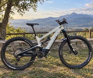 YT Decoy Shred 2022 M EP8 FOX 38 XT 600 km