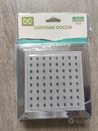 Soffione doccia quadrato a marchio DC Casa