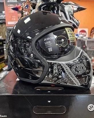 AIROH Casco Jet Modulare J110 - Paesly - Black
