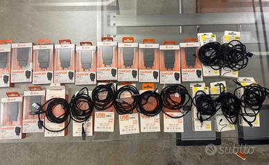 Caricabatterie e cavo