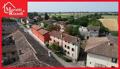 CASA INDIPENDENTE da ristrutturare a Privano