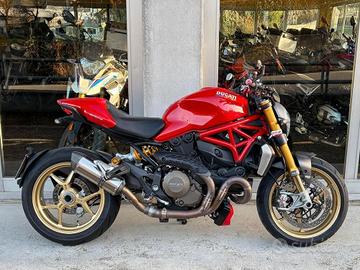 Ducati Monster 1200S