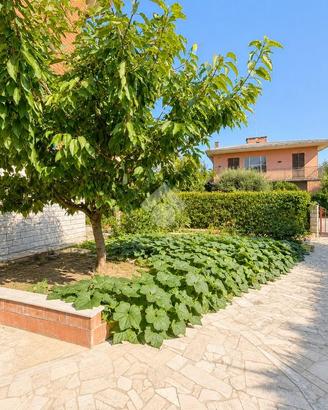 4 LOCALI A RAVENNA
