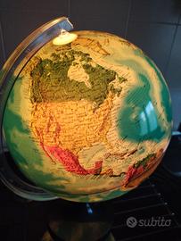 mappamondo illuminato 