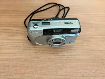 Fotocamera analogica Minolta Riva zoom 90