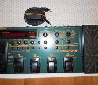 ZOOM GFX-8 MULTIEFFETTO 