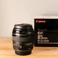 Canon EF 85mm f/1.8 USM