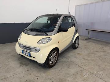 Smart city coupe 600 55cv/40kw