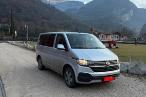 Volkswagen Caravelle 2021 4x4