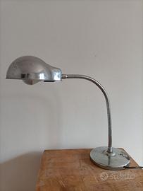 Lampada da tavolo vintage con paralume flessibile