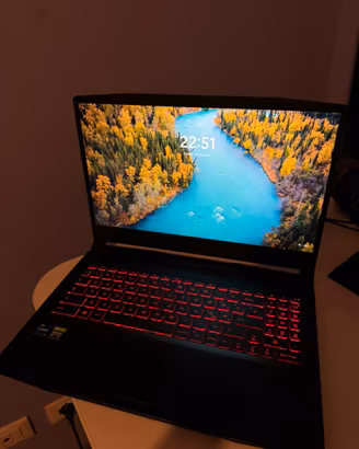 Pc Portatile gaming MSI Katana GF66 11UC