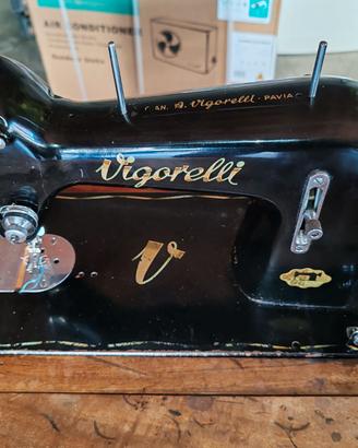 Macchina cucire a pedale