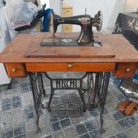 macchina da cucito anni 40