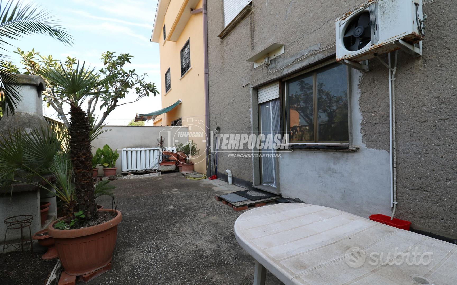 Casa – Roma, Parco de' Medici, Municipio Roma XI - Altro