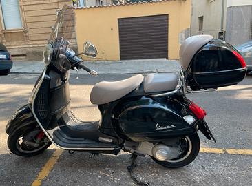 Vespa 300 cc gts