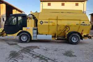 carro miscelatore sgariboldi semovente  14 m3