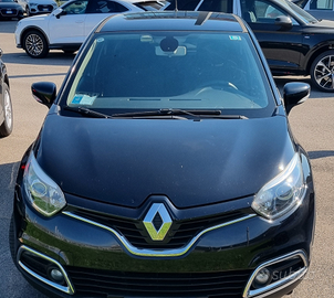 Renault Captur nera perfetta
