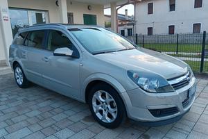 Opel Astra 1.6 16V Twinport Station Wagon Cosmo GP