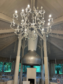 Grande lampadario con pendenti in cristallo