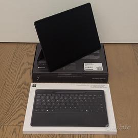Micrsoft Surface Pro 11 1TB + Tastiera&Penna +Assi