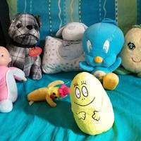 Peluche, bambola, cane di stoffa