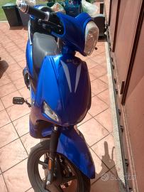 BR1  2023 bici/motorino eletrico trattabile