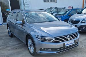 Volkswagen Passat Variant 2.0 TDI DSG Business Blu