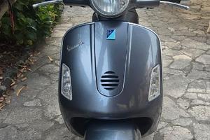 VESPA 200L