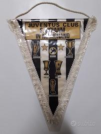 LOTTO  5 GAGLIARDETTI ANNI 80-90 SQUADRE CALCIO