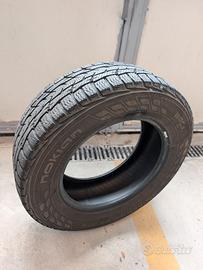 Gomme invernali  Nokian 215/65 R16C 109/107R 