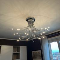 Lampadari - mobili - tappeti Keshan