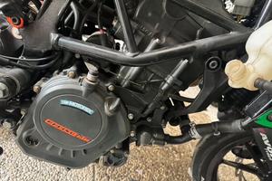 Pezzi ktm duke 125
