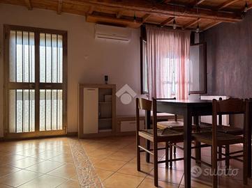 CASA SEMINDIPENDENTE A FERRARA