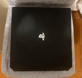PS4 Pro 1TB + Joystick Nacon + Scatola Originale