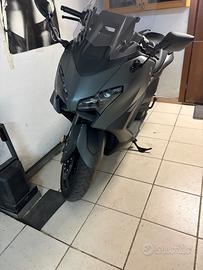 Tmax 560