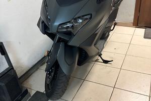 Tmax 560